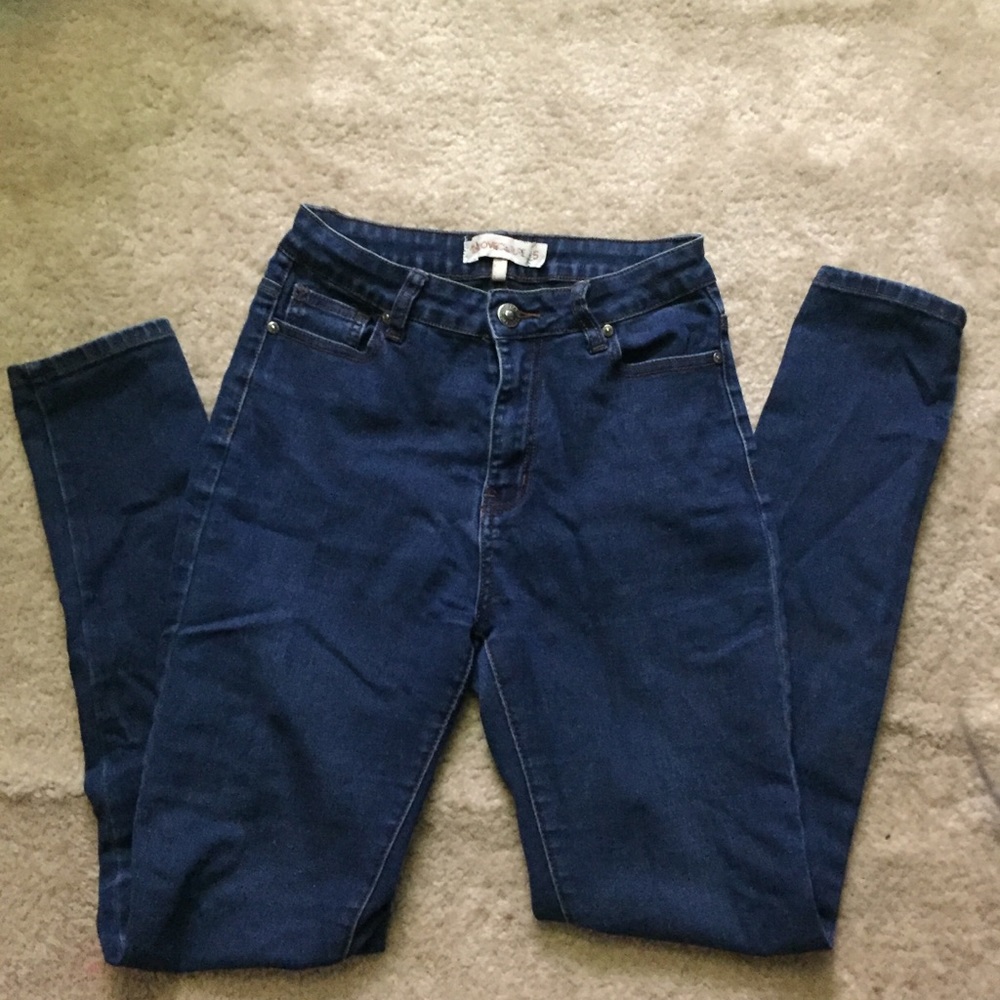 High waisted jeans
